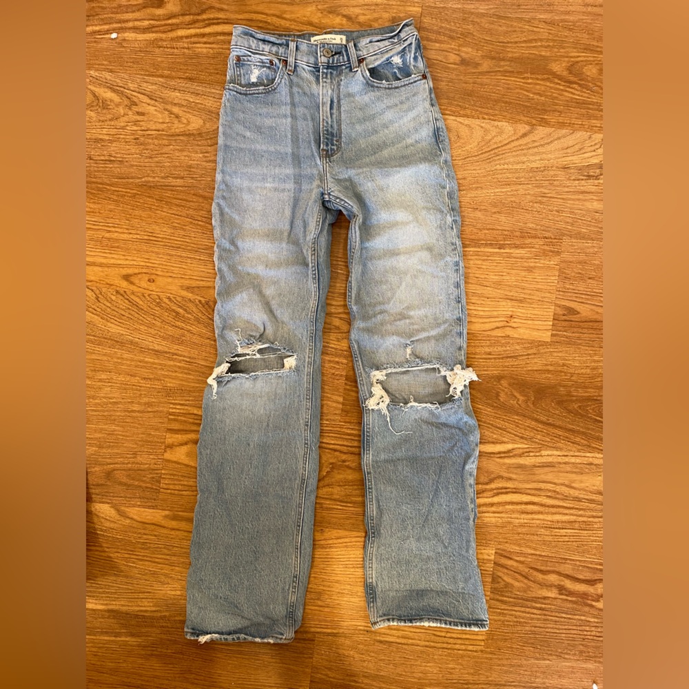 Abercrombie & Fitch 90’s Relaxed Jeans